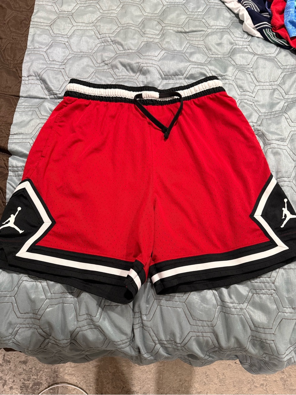 Jordan Nike Diamond Men’s Dri-FIT Basketball Shorts Black Red Size XXL